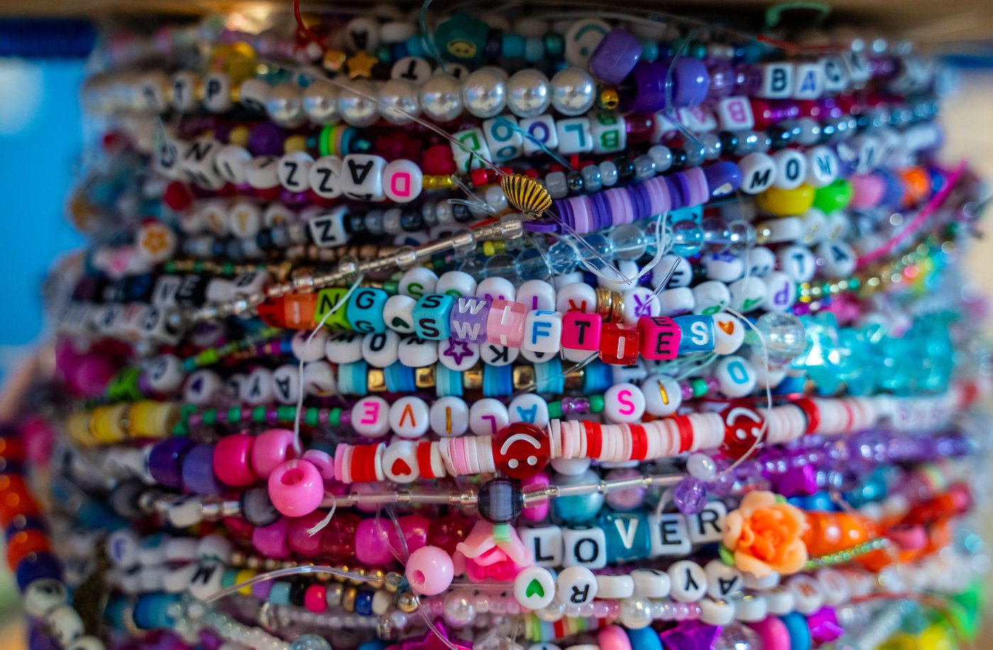 Taylor Swift Fans Spark Bracelet-Making Craze in Vancouver