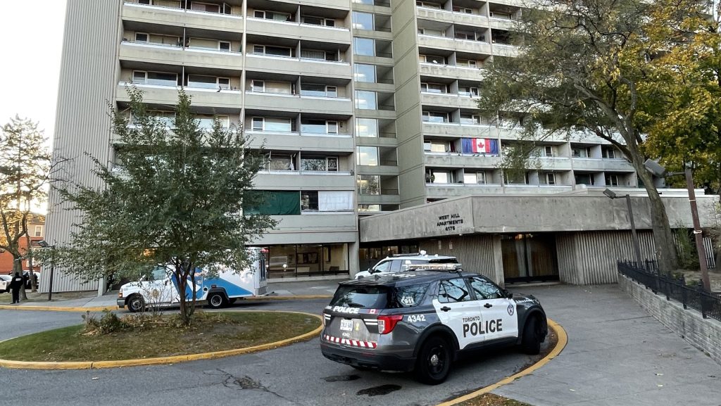 Man fatally stabbed in Scarborough, investigation ongoing