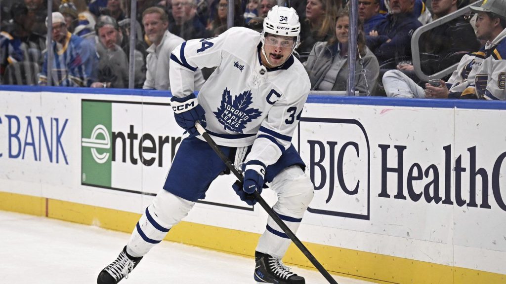 Maple Leafs could have Matthews back by Wednesday after visiting doctor in Germany