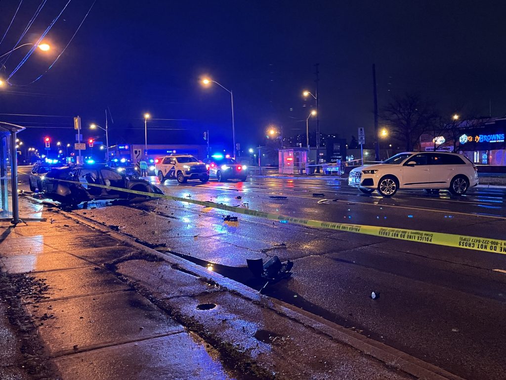 4 injured in crash involving stolen vehicle in Scarborough, police say