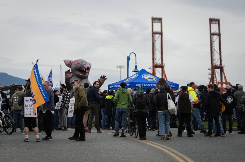 Port employers 'refusing to bargain,' cut off talks in less than an hour: Union