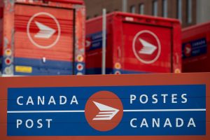 Canada Post, union set to return to bargaining table as OT ban continues