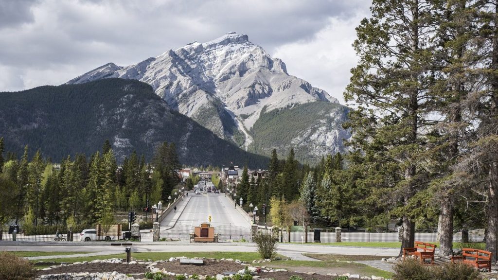 Banff Avenue is pictured in Banff, Alta., Tuesday, May 20, 2025. THE CANADIAN PRESS/Jeff McIntosh