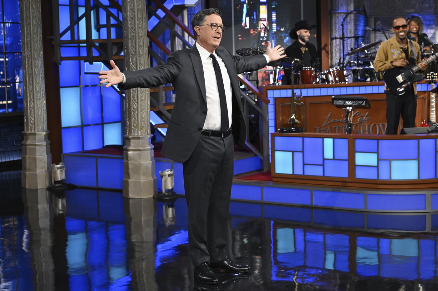 Colbert jokes about 'cancel culture' and has a very pointed message for ...
