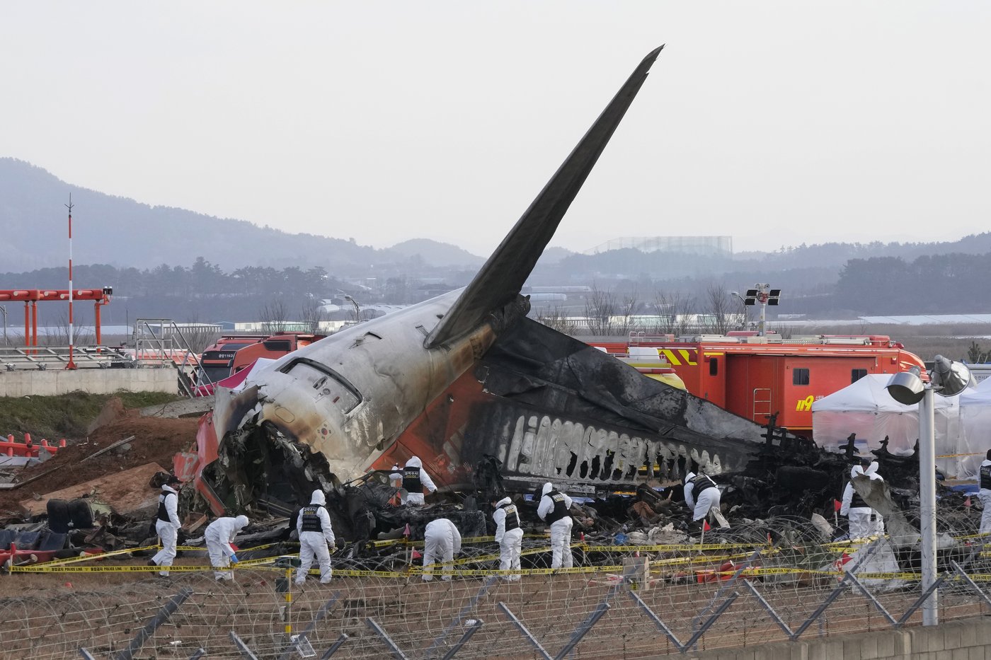 Investigation into South Korea’s Jeju Air crash hints at pilot error ...