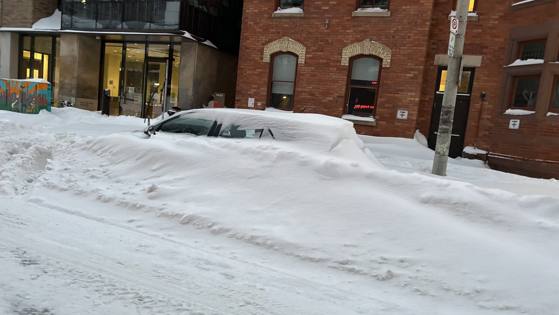 OPP reports 200 crashes, roads remain hazardous after snowstorm