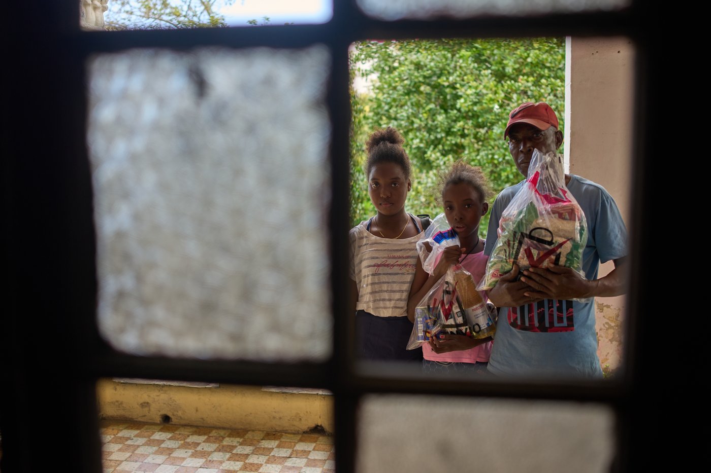 Cuban families receive ‘Made in Mexico’ essentials as crisis worsens