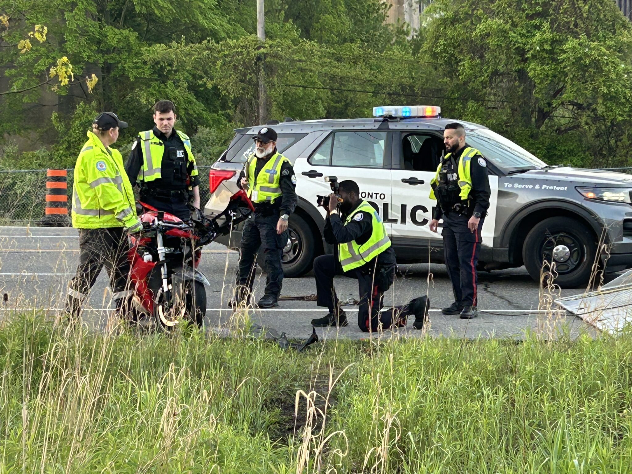 Motorcyclist, 37, dead after losing control and crashing in East York