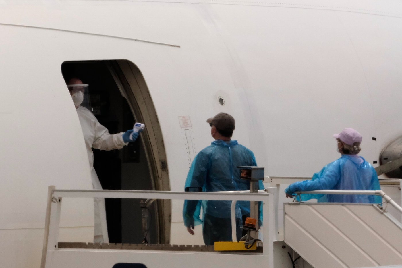 Hantavirus Testing Under Way for UK Passengers from Cruise Ship