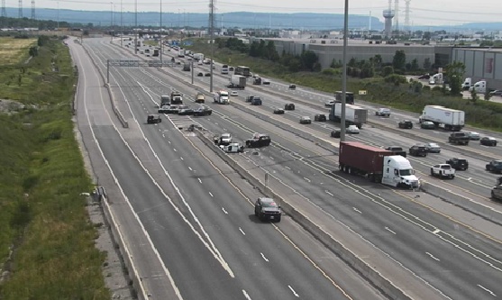 All EB lanes of Hwy. 401 at James Snow Parkway in Milton closed after crash
