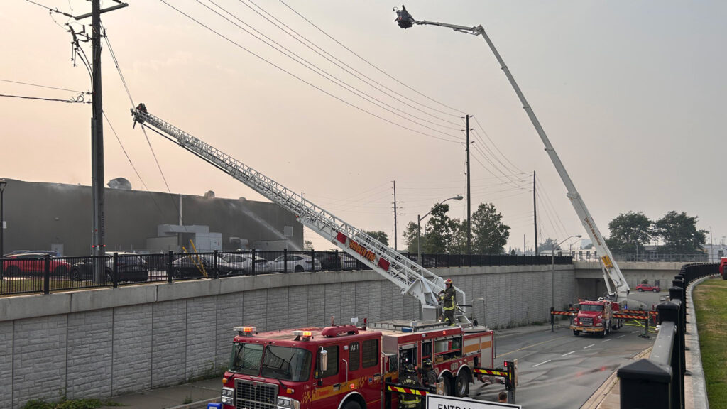 No injuries reported after 3-alarm blaze at Etobicoke bakery