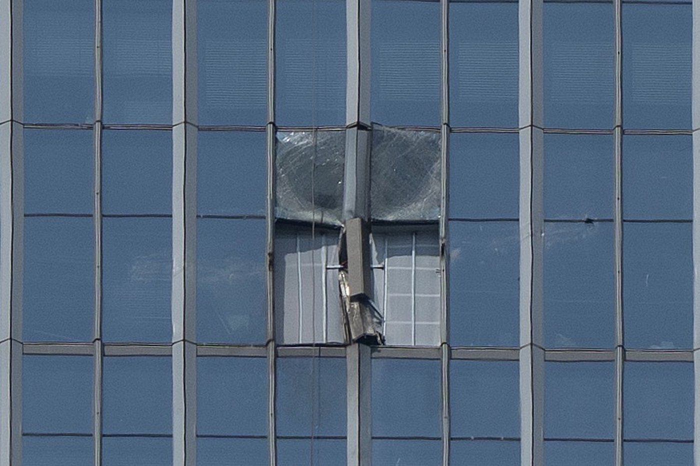 Pilot who hit Beijing’s tallest building wrote about ‘ending his life,’ Chinese authorities say
